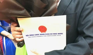 Thành lập tổ thẩm định năng lực ngoại ngữ ứng viên giáo sư, phó giáo sư