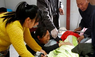 Hiệu trưởng dùng thuốc chuột đầu độc 2 bé gái