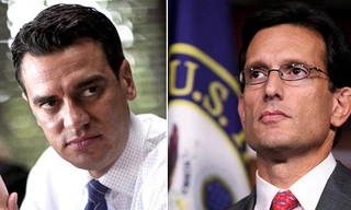 FBI điều tra quan chức 'tắm tiên'