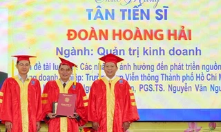 Cụ ông 73 tuổi tốt nghiệp tiến sĩ
