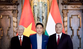 Người trẻ chia sẻ tình cảm, kỷ niệm được gặp Tổng Bí thư Nguyễn Phú Trọng