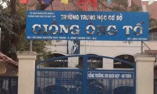 2 nam sinh trường Giồng Ông Tố đặt máy quay lén trong nhà vệ sinh nữ chịu kỷ luật nặng