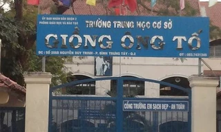 2 nam sinh trường Giồng Ông Tố đặt máy quay lén trong nhà vệ sinh nữ chịu kỷ luật nặng