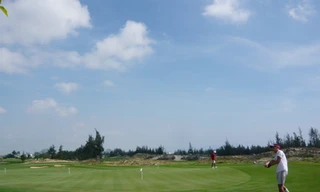 27 sân golf nằm ngoài quy hoạch