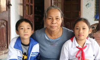 Chuyện ghi ở làng vọng phu: Nước mắt người mẹ già