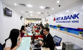 Cơ quan công an đang điều tra vụ rút tiền cho vay cầm cố tại Ngân hàng Việt Á 