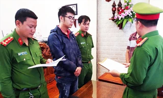 “Hiệu trưởng tự phong” Hoàng Ngọc Duy