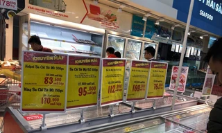 Siêu thị bán hàng đông lạnh trong nước và nước ngoài nhưng ít người mua 