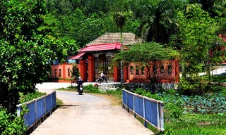 Biệt phủ xây dựng trái phép trên đất nông nghiệp ở tỉnh Kon Tum. Ảnh: PV