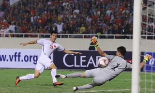 Pha dứt điểm khéo léo của Tiến Linh đưa ĐTVN vươn lên dẫn trước ĐT CHDCND Triều Tiên ngay đầu hiệp 2. ảnh: NHƯ Ý 