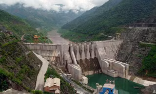 Đập thủy điện Dachaoshan trên thượng nguồn sông Mekong ở tỉnh Vân Nam của Trung Quốc Ảnh: AP 