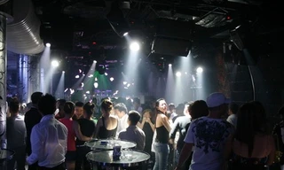 8 giờ mệt phờ với nữ công chức thích 'bay' 'lắc'