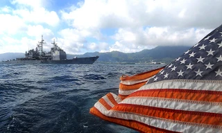 Mỹ - Trung 'đánh cờ' trên Biển Đông 2013