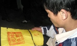 Phát ấn đền Trần in trên giấy