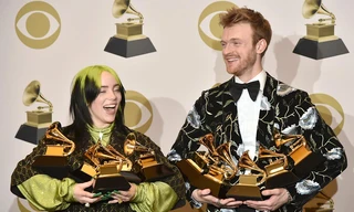 3 cặp anh chị em đình đám của làng nhạc: Billie Eilish - FINNEAS không thể thiếu người còn lại