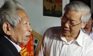 Tổng Bí thư Nguyễn Phú Trọng thăm và chúc Tết người dân Bình Định