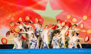 Bùng nổ đêm Gala công diễn chào mừng thành công Đại hội Hội Sinh viên TP. HCM lần thứ VII