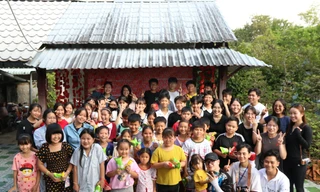 Sinh viên TP. HCM mang Tết về vùng quê Tiền Giang