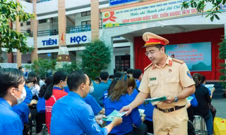 Chiến sĩ tình nguyện xung kích phòng chống ma túy, tệ nạn xã hội