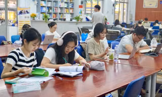 Tân sinh viên lập kế hoạch cho năm học mới