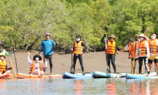 Bạn trẻ tự lên tour du lịch để có những chuyến đi đáng nhớ