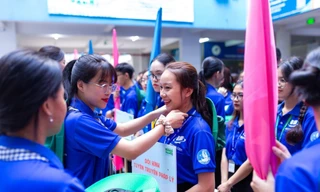 TP. HCM: Sôi nổi ra quân Chiến dịch tình nguyện ‘Mùa Hè Xanh’ ở các trường 