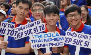 Nhiều hoạt động 'Tiếp sức mùa thi' tại TP. HCM đang được triển khai nhằm hỗ trợ thí sinh