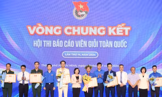 Phó Bí thư Đoàn trường ĐH Sư phạm TP. HCM giành giải Nhất Hội thi 'Báo cáo viên giỏi toàn quốc lần thứ IV'