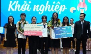 Dự án giúp đỡ khách du lịch giành giải Nhất cuộc thi ‘Người Nhân văn khởi nghiệp’