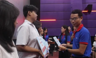 Các trường tiếp sức tân sinh viên bằng nhiều chính sách hỗ trợ học bổng