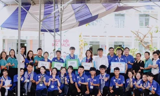 Thành Đoàn TP. HCM thăm, động viên các chiến sĩ 'Mùa Hè Xanh' tại mặt trận Vĩnh Long