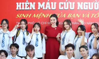 Hàng nghìn bạn trẻ tham gia Ngày hội hiến máu ‘Chủ nhật Đỏ’ tại trường ĐH Văn Hiến 