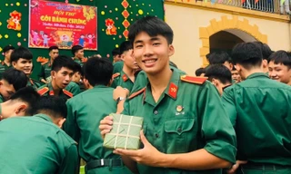Nam sinh đất Cảng và ước mơ khoác áo quân ngũ
