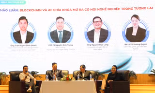 Sinh viên ngân hàng nắm bắt cơ hội trong ngành Fintech, với Blockchain & AI