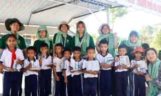 Bạn trẻ Sài Gòn mang trào lưu ‘photobooth’ đến vùng cao tỉnh Bình Thuận