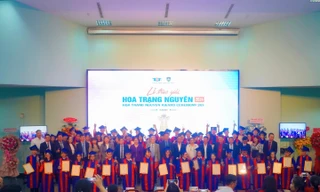 Trao thưởng cho 53 ‘Hoa Trạng nguyên’ lần thứ 13, năm 2023 - 2024