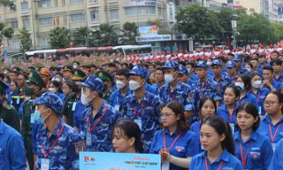 Tưng bừng khai mạc Hội trại truyền thống ‘Tuổi trẻ giữ biển’ năm 2023