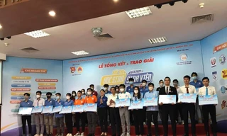 Trao giải ‘Hội thi học sinh, sinh viên giỏi nghề TP. HCM 2022’