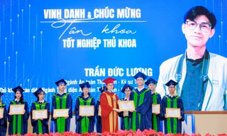 Thủ khoa kép trường ĐH Công nghệ thông tin: ‘Kỷ luật và tự giác đưa con người đến thành công’