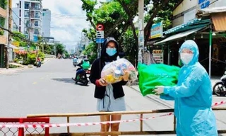 Linh hoạt hỗ trợ sinh viên “mắc kẹt” trong mùa dịch