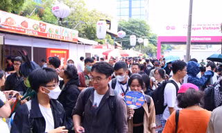 Bạn trẻ Sài Gòn thích thú trải nghiệm văn hóa Nhật Bản tại Lễ hội Văn hóa Việt – Nhật 