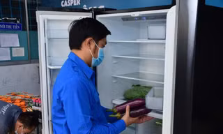 TP. HCM: “Tủ lạnh cộng đồng” hỗ trợ người dân bị ảnh hưởng của dịch COVID-19