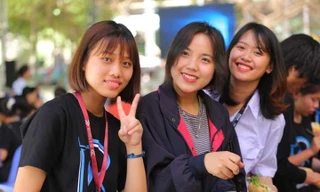 Hành trình đi tìm 'ngọc trong đá' của nữ sinh khoa Quan hệ Quốc tế