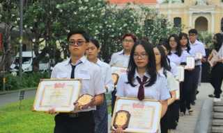 Vinh danh 'Học sinh 3 tốt, Sinh viên 5 tốt' TPHCM