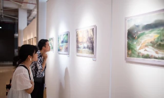 Triển lãm 'Hồi sinh': Một hướng tiếp cận mới về chiến tranh và hòa bình