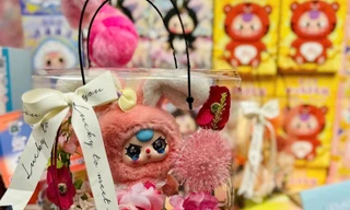 Thị trường quà tặng Valentine 2025: Hoa vĩnh cửu và quà tặng ‘hot trend’ lên ngôi