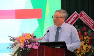 Chánh án Tòa án Nhân dân Tối cao Nguyễn Hòa Bình 'truyền cảm hứng' cho sinh viên ĐHQG TP. HCM