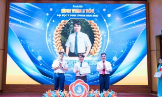 Nam sinh Y Dược và nỗ lực vượt lên hoàn cảnh