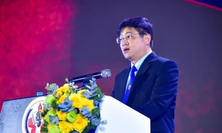 PGS. TS Lê Hiếu Giang làm Quyền Hiệu trưởng trường ĐH Sư phạm Kỹ thuật TP. HCM