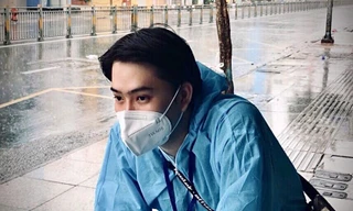 “Ráng làm giúp người ta, hết dịch về với ngoại!”.